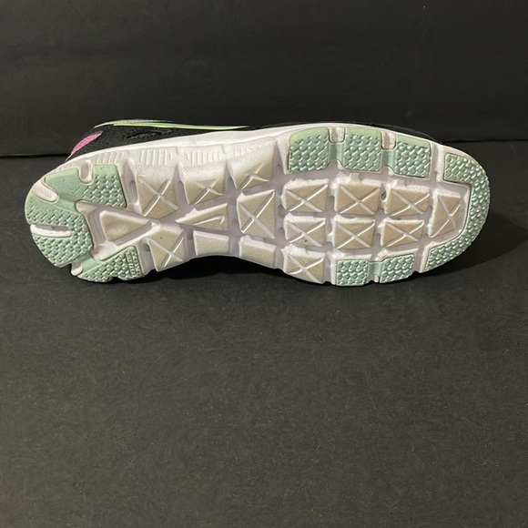 NIKE REVOLUTION YOUTH SNEAKERS - Picture 12 of 12